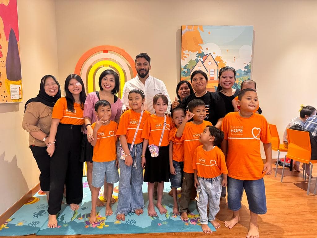 Gallery - Smiles and shared conversations in the community